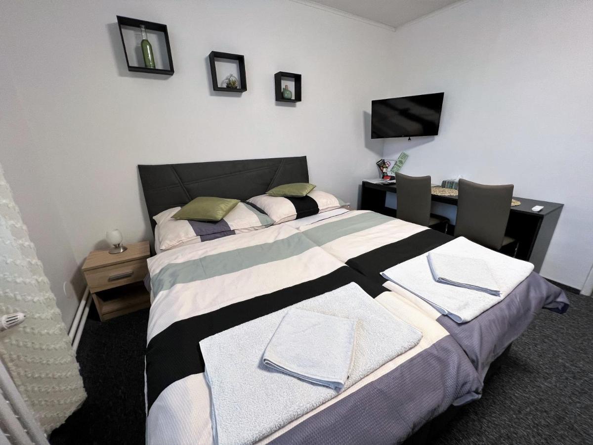 Apartmany Karlsbad Eksteriør billede